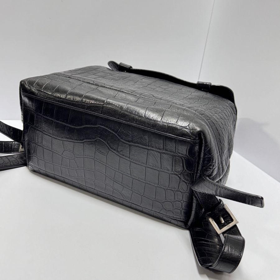 【超級新🌟】 YSL 聖羅蘭 鱷魚紋路 後背包🎒 (專櫃12萬!)-4
