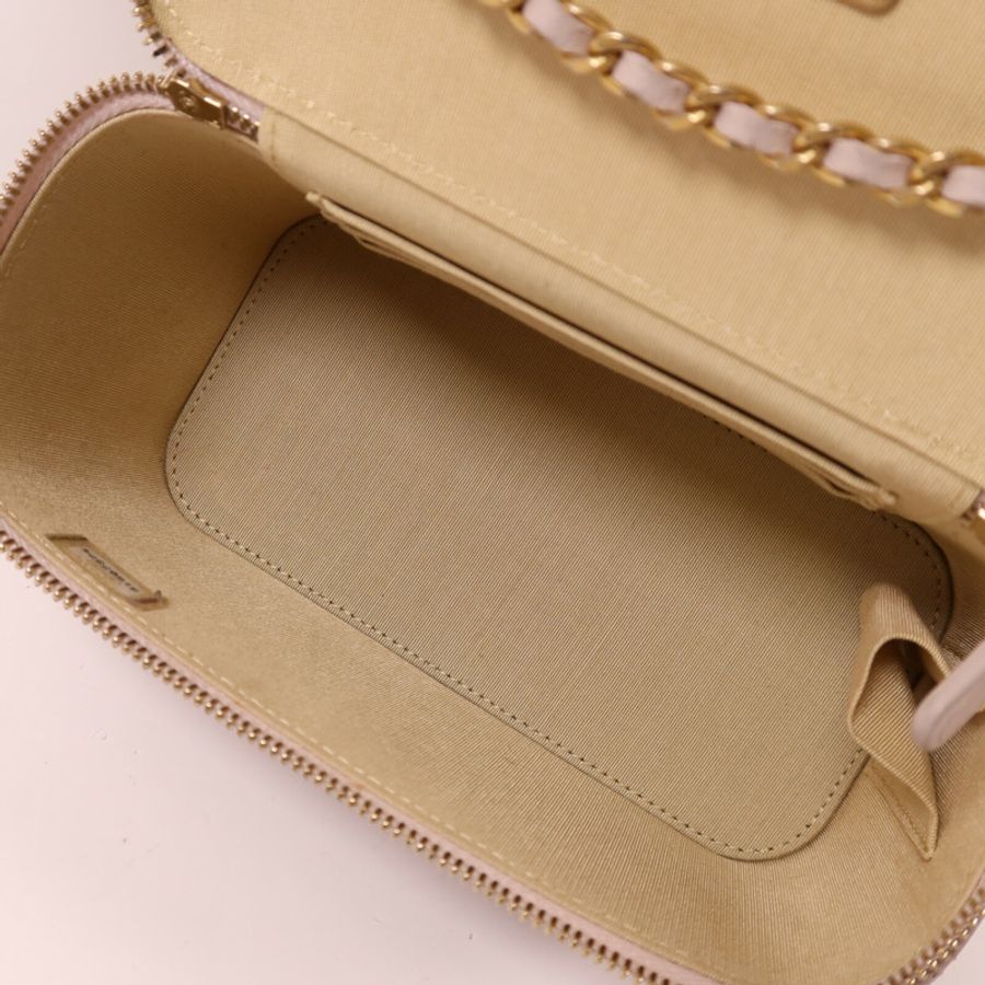 CHANEL 羊皮皮革Gold Ball Vanity Case金扣鏈帶肩背袋-4