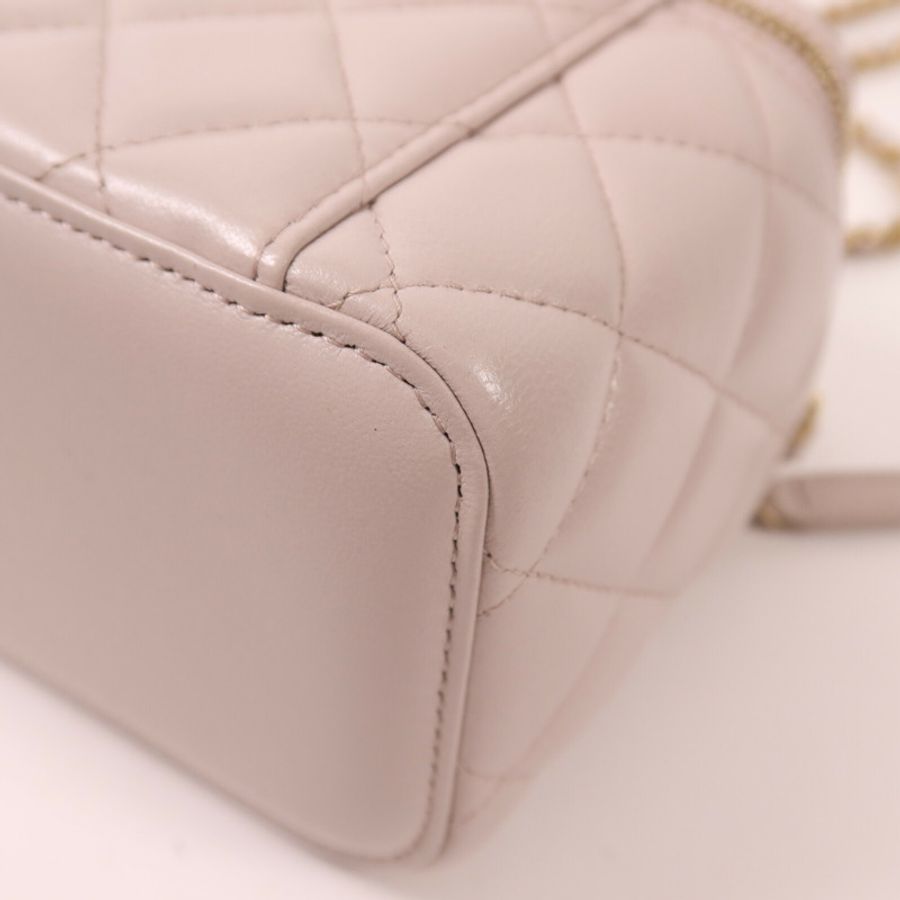 CHANEL 羊皮皮革Gold Ball Vanity Case金扣鏈帶肩背袋-15