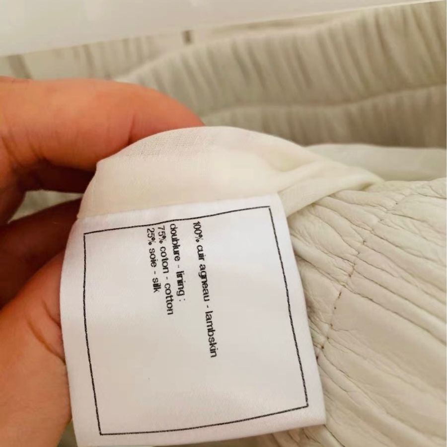 Chanel羊皮短褲34碼-3