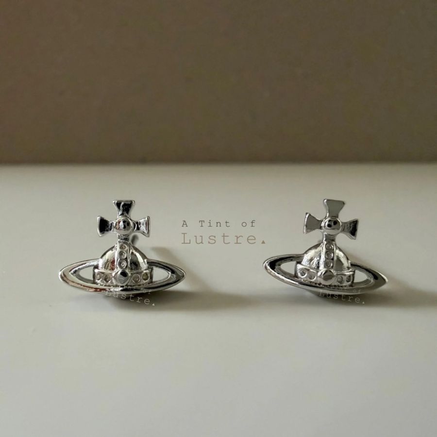 Vivienne Westwood🪐基本款 經典土星 日常耳環Lorelei (銀色)-2