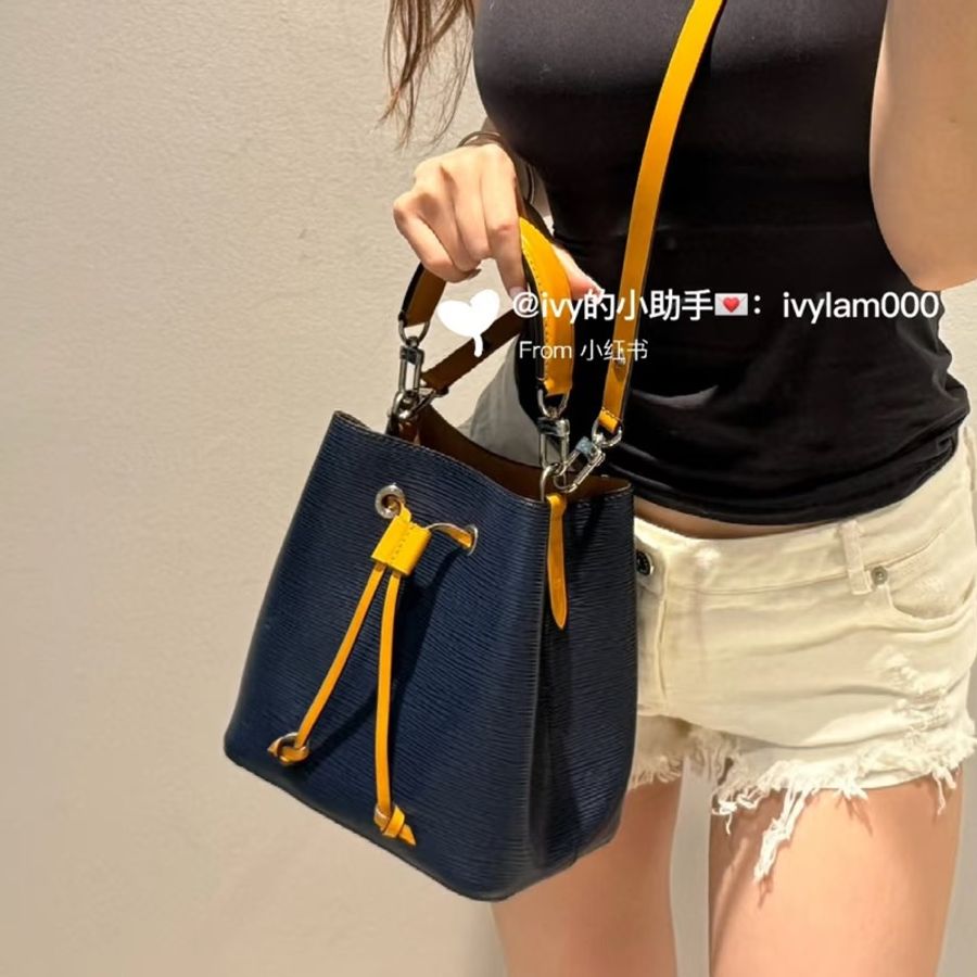 日常百搭款😍全網最低價❤️🔥Lv路易威登NeoNoeBB藏藍色水波紋內拼太陽黃抽繩水桶包手提單肩包-2
