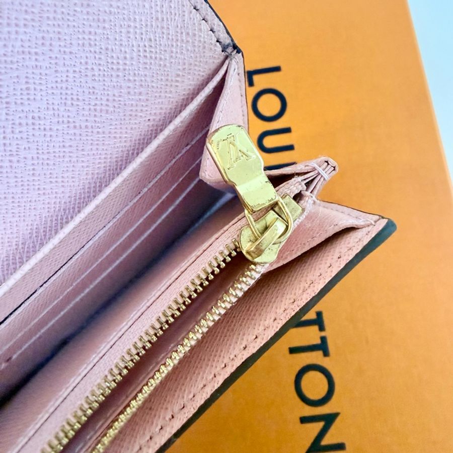 ✔️LV Louis Vuitton 路易威登 Monogram M62235 Sarah 金釦長夾/櫻花粉-13