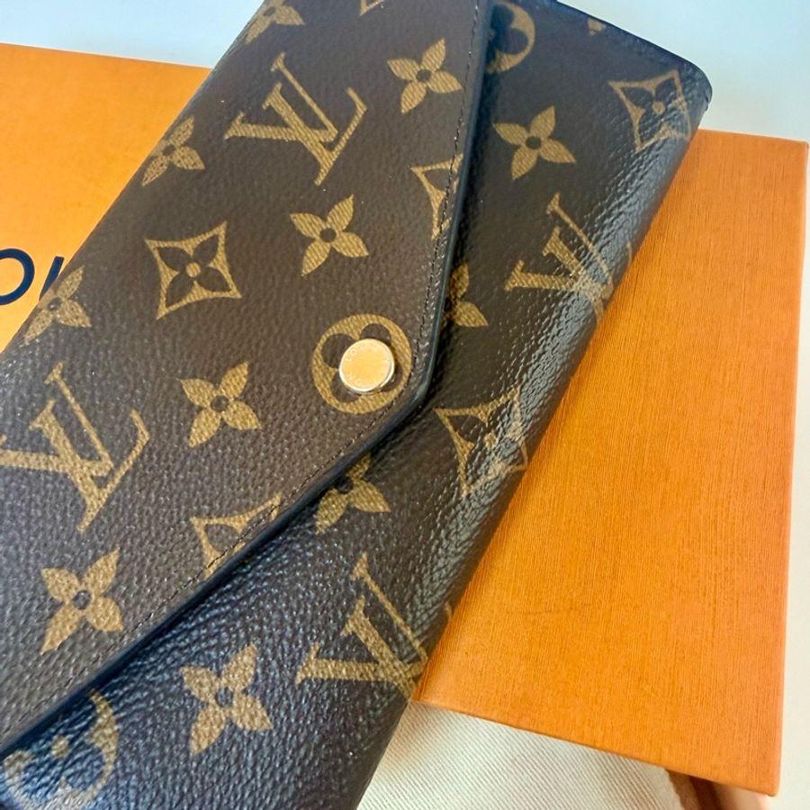 ✔️LV Louis Vuitton 路易威登 Monogram M62235 Sarah 金釦長夾/櫻花粉-23