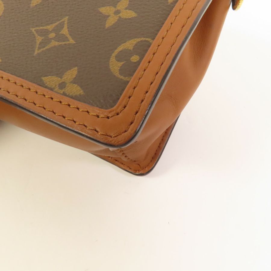 LOUIS VUITTON Monogram Reverse Mini Dauphine金扣肩背袋-10