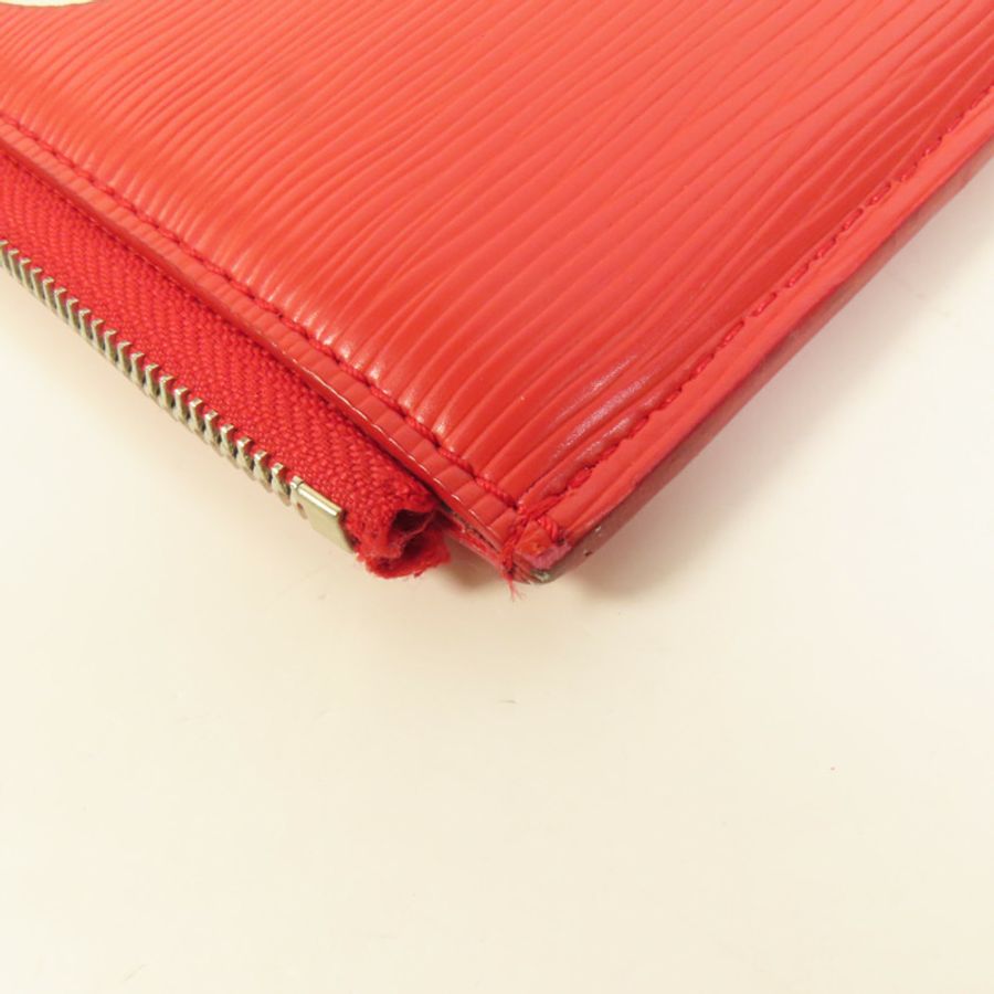 LOUIS VUITTON Epi Supreme Pochette Jules GM銀扣手拿包-14