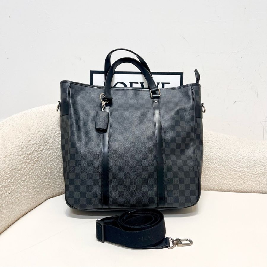 LOUIS VUITTON/路易威登 黑色棋盤格男士公文包 手提包單肩斜挎包 36*11*36cm-0