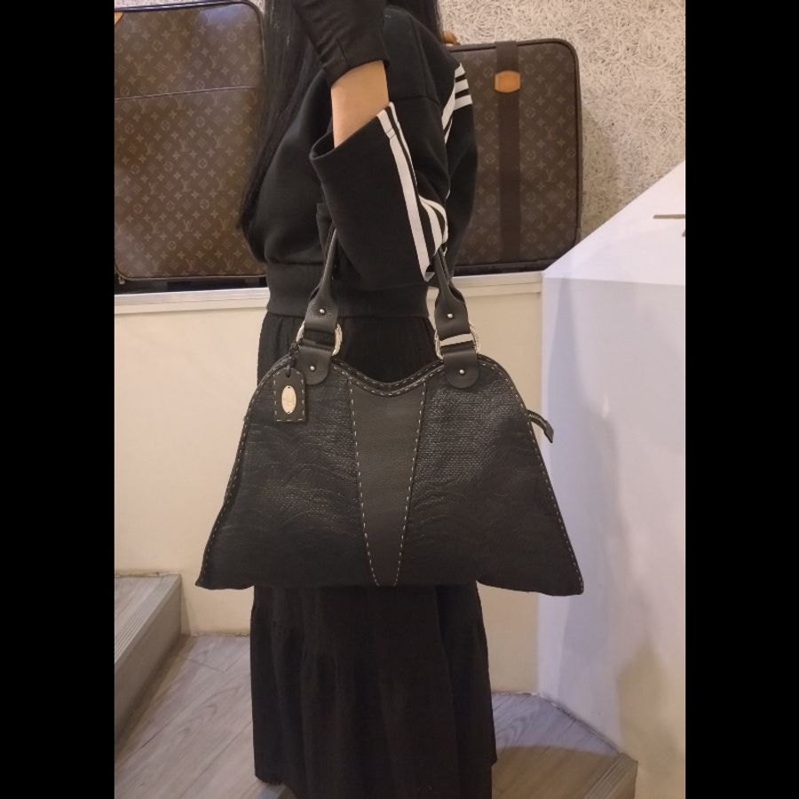 Fendi 黑皮邊布身梯形大托特包-1