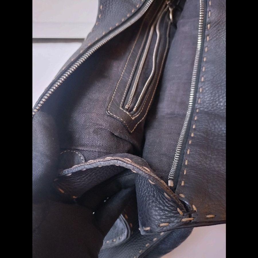 Fendi 黑皮邊布身梯形大托特包-21
