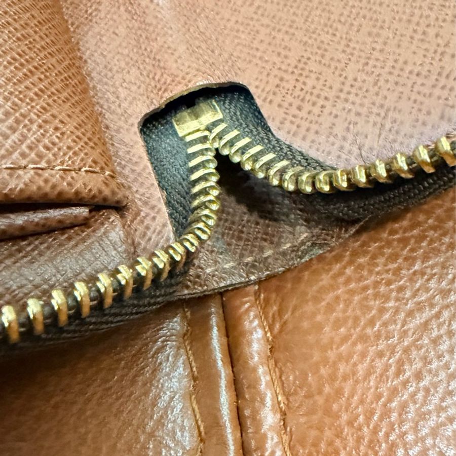 出清特價｜真品 Louis Vuitton LV路易威登 Zippy Organizer M62581 加大經典原花多功能拉鍊長夾 男女通用 護照夾 支票夾-35