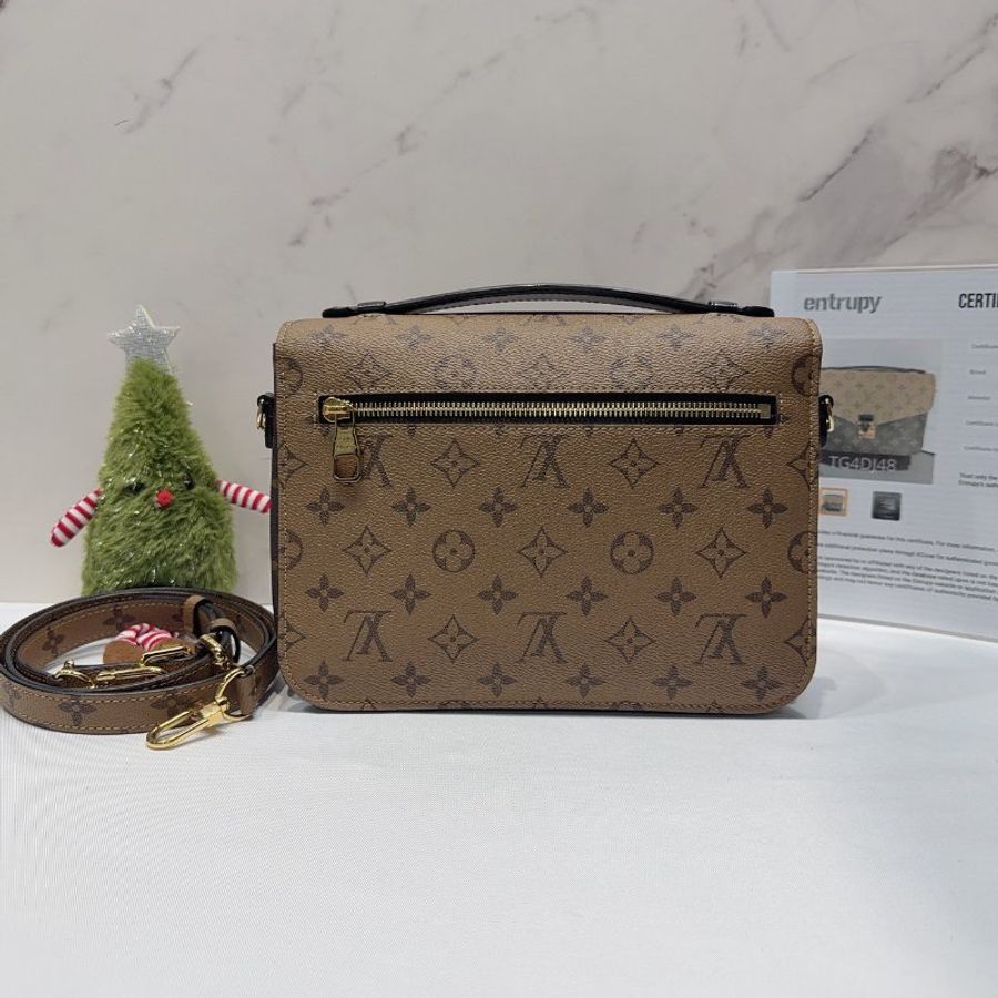 LV Pochette Metis兩色郵差包-1