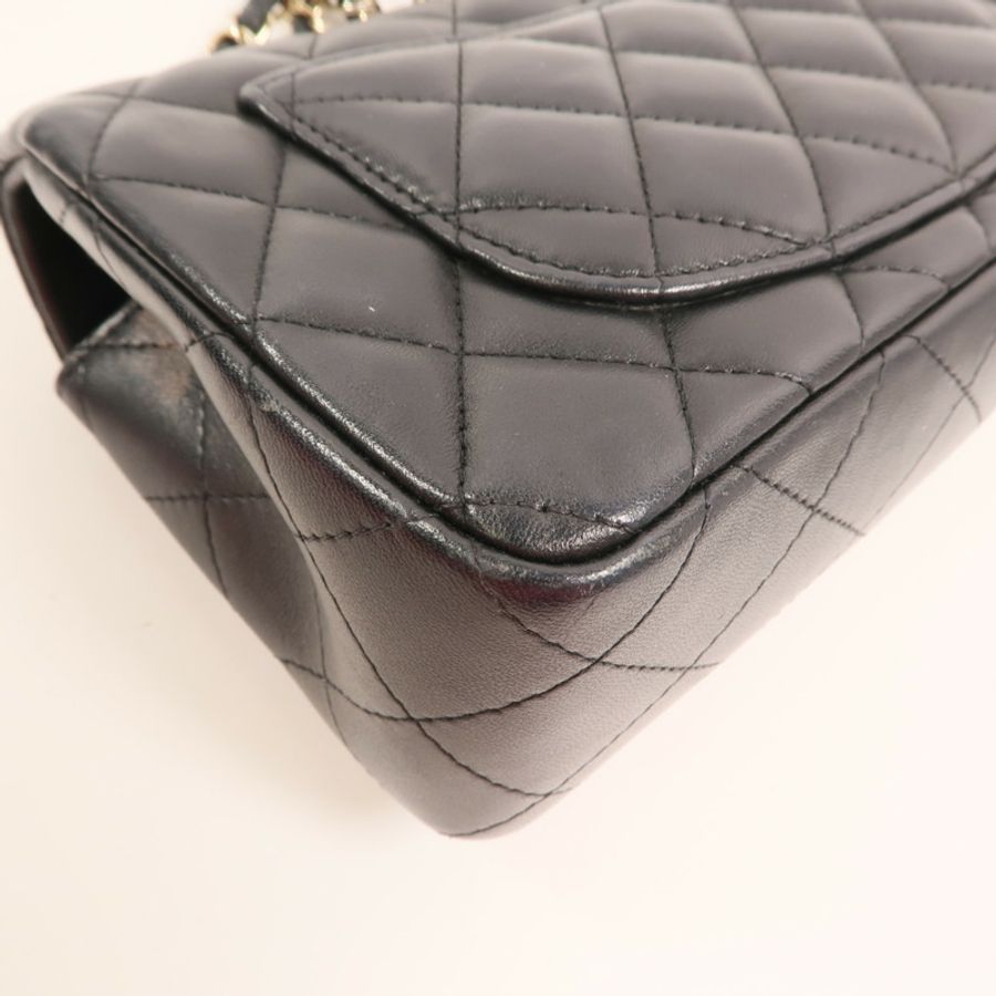 CHANEL 羊皮皮革Chain Shoulder金扣鏈帶肩背袋-12