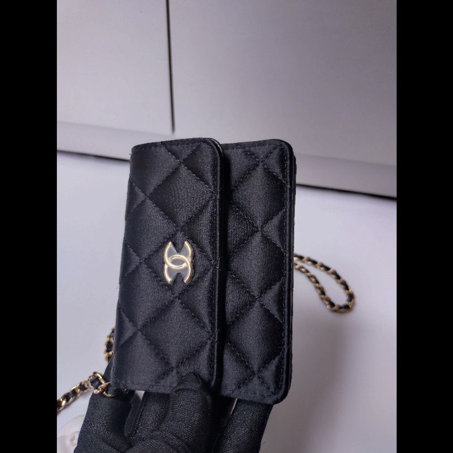Chanel 白山茶花金鍊黑緞布斜背小卡片包-4