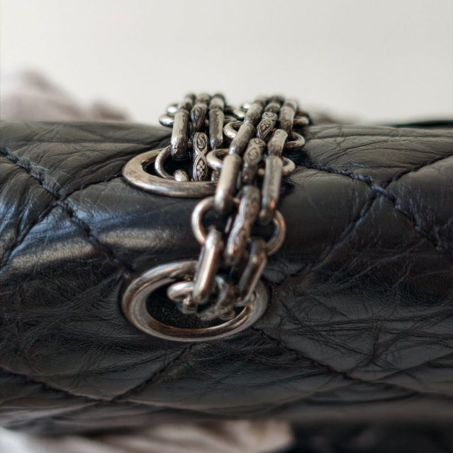 香奈兒 / Chanel 2.55 肩背包 黑銀牛皮 尺寸: 20×31.5×10 cm 年份:2011 年 14 開 97 新 釦子有裂-13