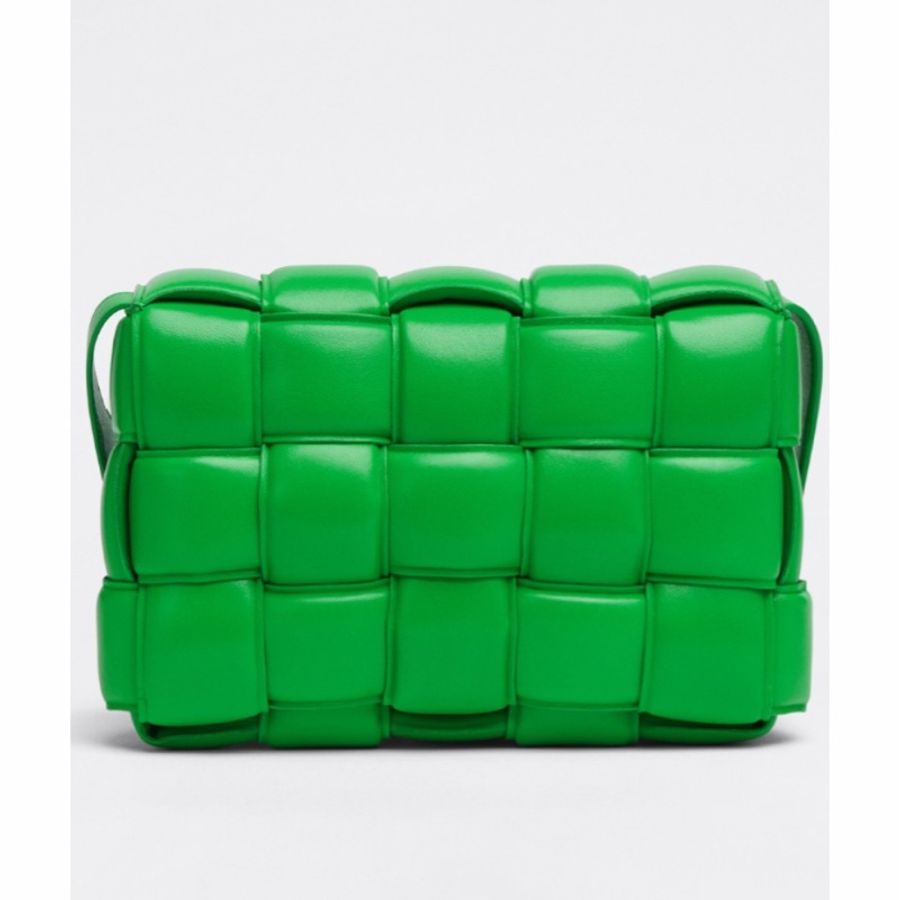 Bottega Veneta 女士 PADDED CASSETTE加襯斜挎包均碼碼26cm*8cm*18cm-2