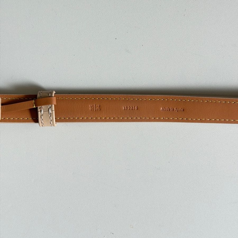 914intheair精品代購『全新閒置』Loewe 經典品牌logo奶茶色小牛皮腰帶/皮帶 85-14