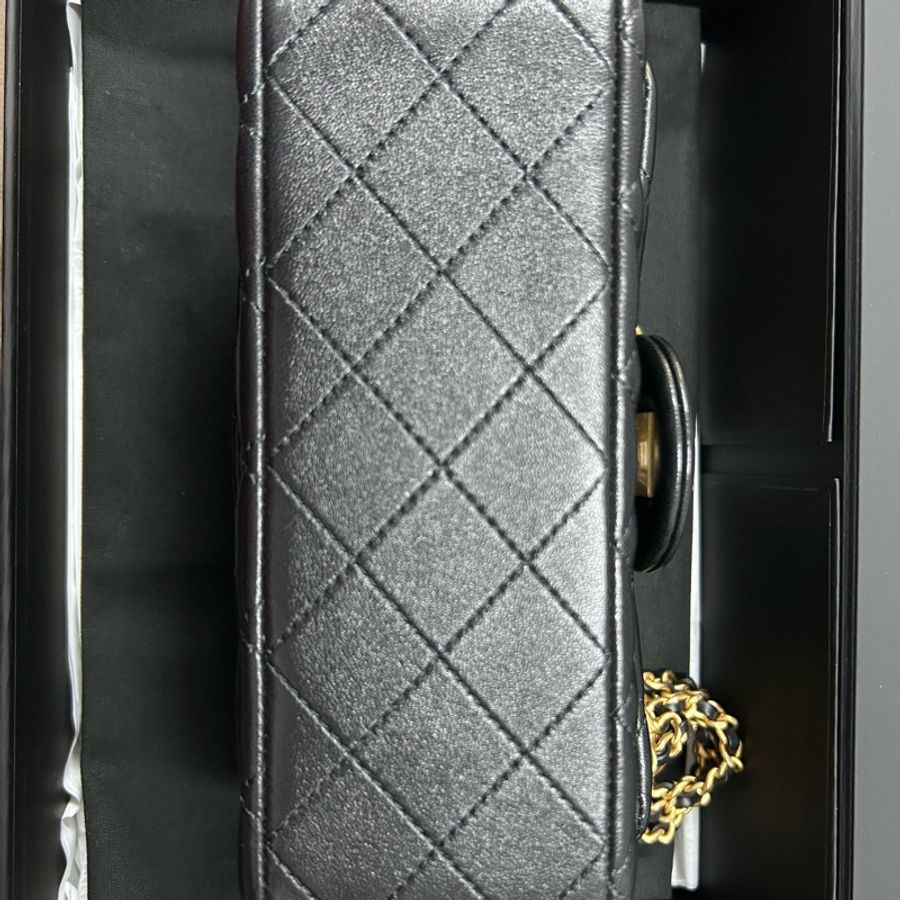 Chanel mini cf 20-2