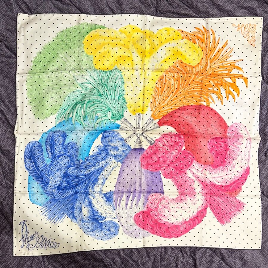 Hermes 華麗輕羽 PLUMETS ET PANACHES El 90*90絲巾-1