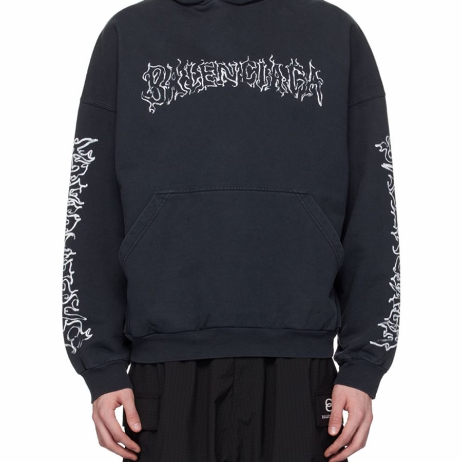 Balenciaga 男女同款 徽標連帽衛衣1 2 3碼模特身高 190 CM,所穿尺碼 4碼-4