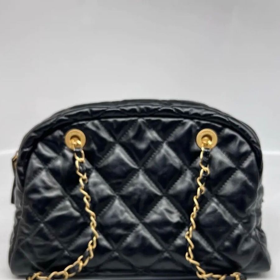 Chanel 保齡球芯片款 牛皮 黑色21*33*14.5 全新配件塵袋-9