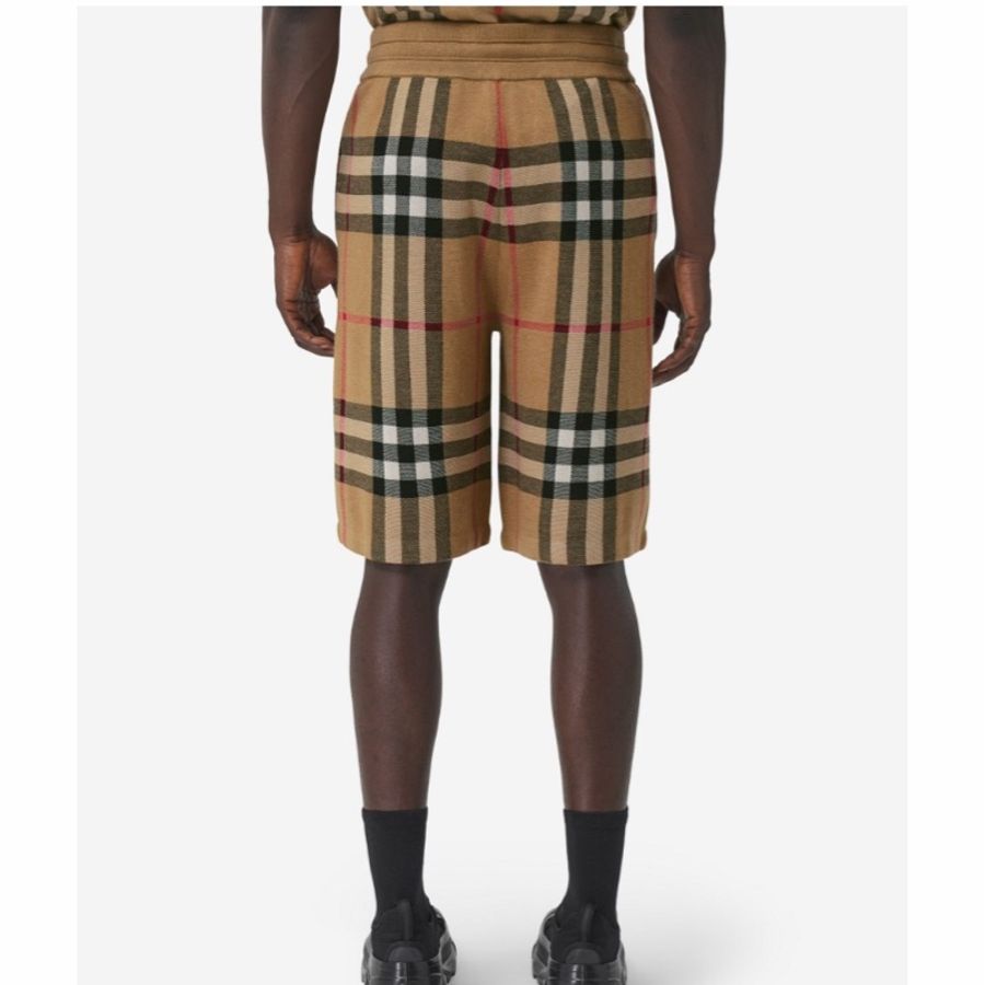 Burberry 男士 格紋提花短褲XXS XS S M L XXL碼模特身高186CM,穿著M碼-2