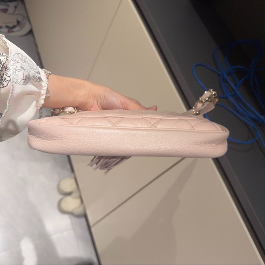 【Jennie同款💖中古甜酷😍全網最低價】CHANEL 櫻花粉金扣 流蘇 手提包|單肩包-10