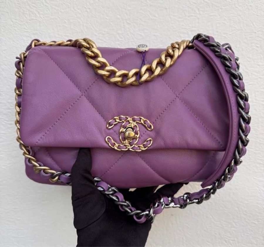 【97新 ✨ 全網最低價!】Chanel 香奈兒 薰衣草紫色 金扣19bag 小號 (下單前先詢問庫存❗️)-1
