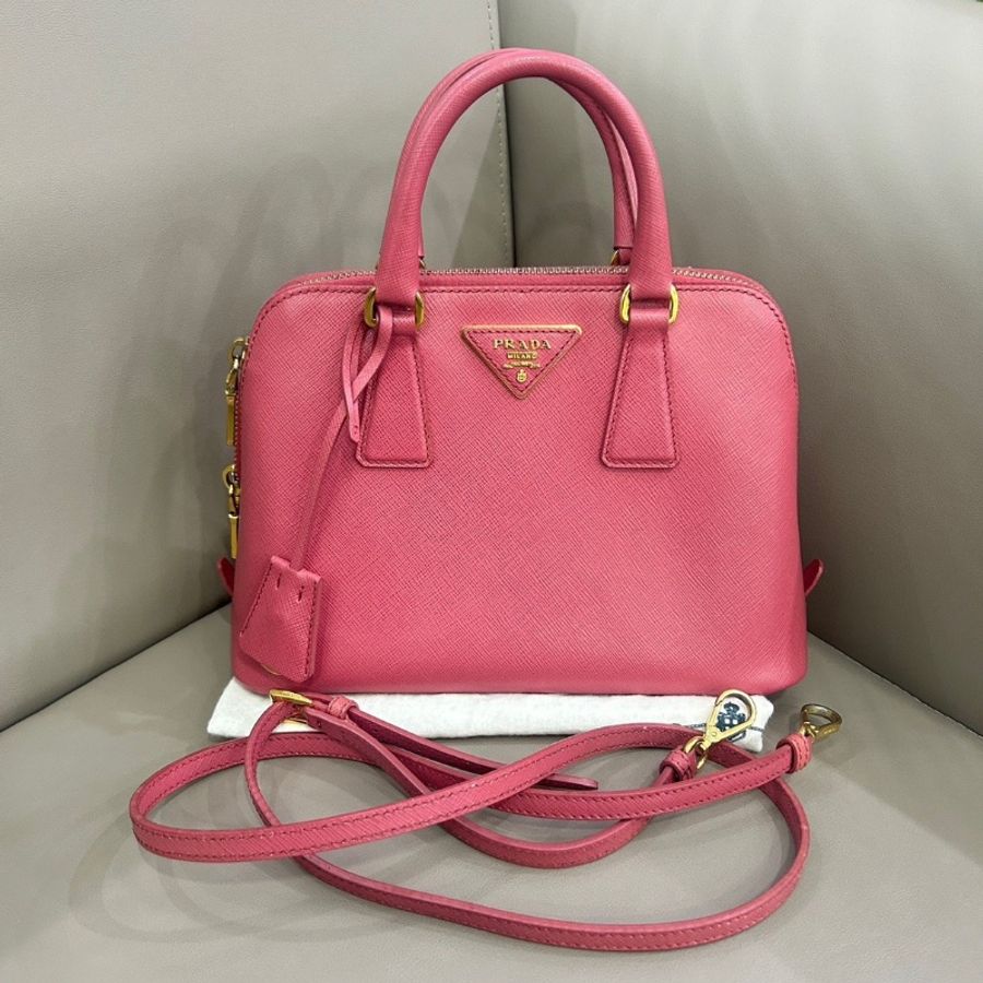Prada 經典貝殼包手提包 粉色斜背包25.5*17.5cm 98新配件塵袋-1