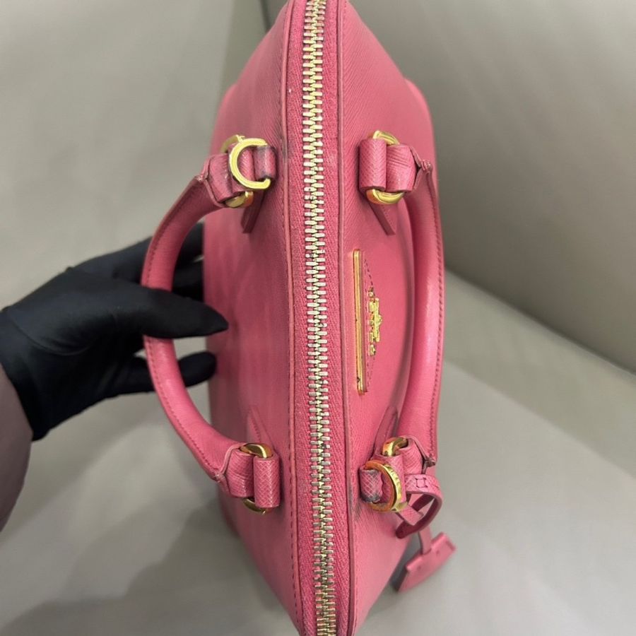 Prada 經典貝殼包手提包 粉色斜背包25.5*17.5cm 98新配件塵袋-2