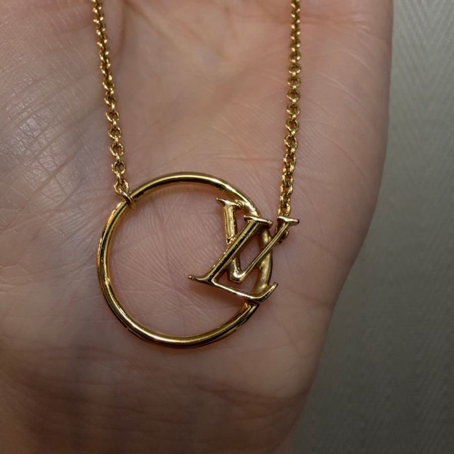 LV 金色圓圈LV Logo Exlipse項鍊M00762-1