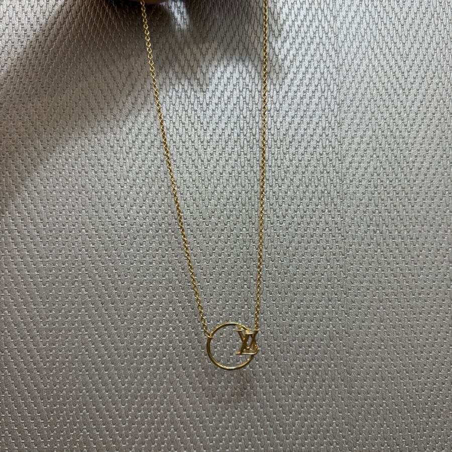 LV 金色圓圈LV Logo Exlipse項鍊M00762-9