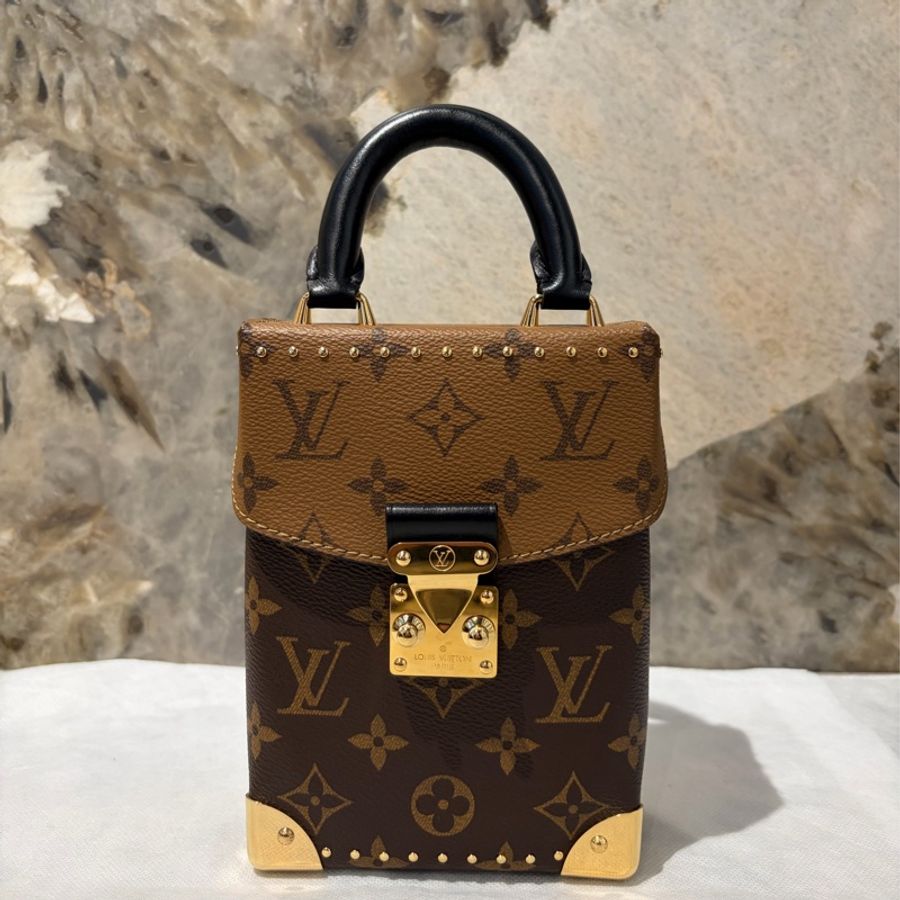 LOUIS VUITTON(M)雙口袋天心包-2