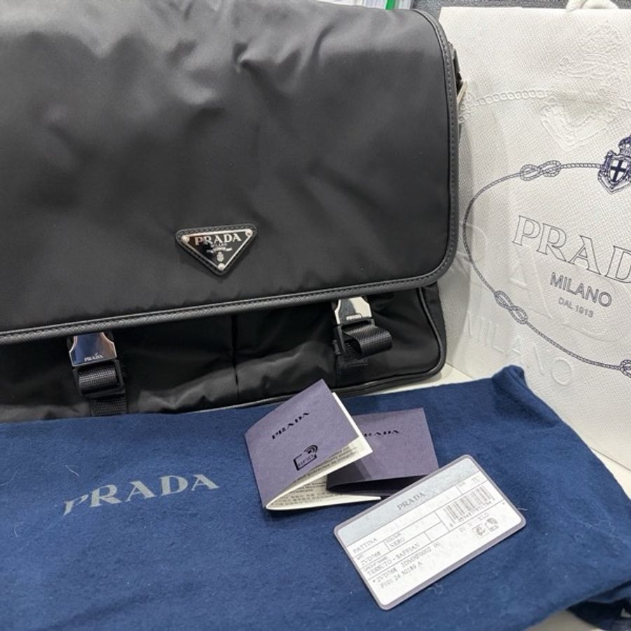 PRADA 2VD768尼龍肩背包 只背過一次-3