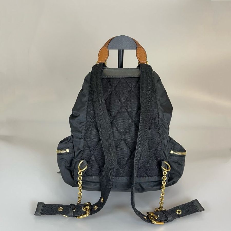 BURBERRY 黑色帆布後背包-1