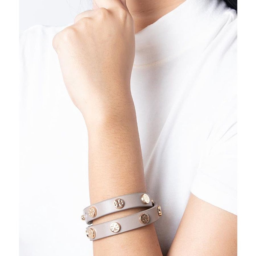 【TORY BURCH】鉚釘皮革手環-大象灰-2