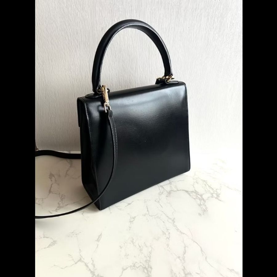 【LA LUNE】稀有中古二手Celine黑色金環扣凱莉皮革斜背側孭揹單肩手提包小袋-7