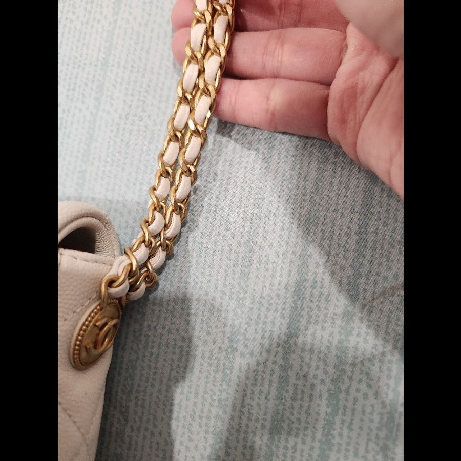 22C Chanel 白雪公主金幣 Mini Flap｜白色荔枝皮 金扣-30