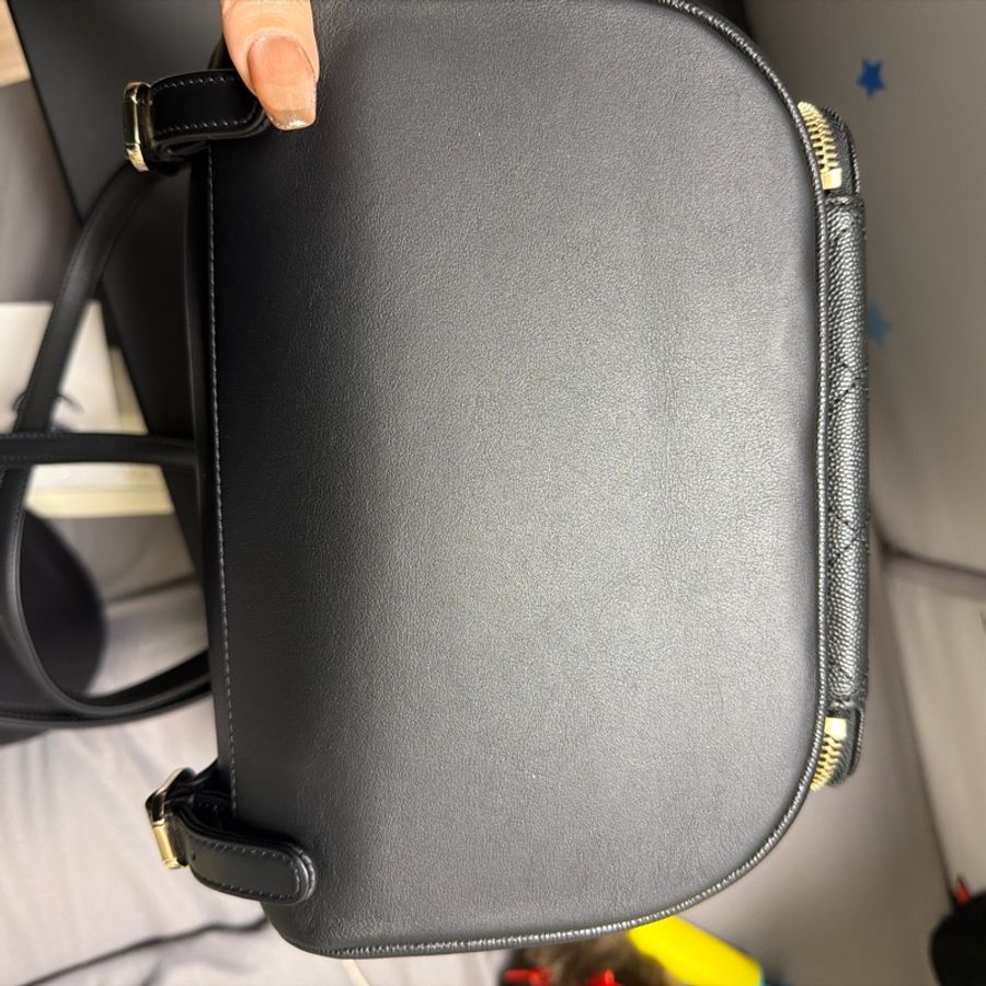 Chanel 荔枝淡金牛皮後背包-8