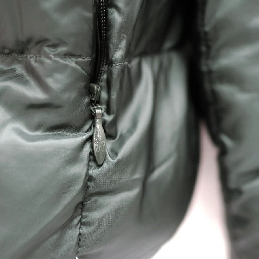 Moncler Bourdon 绗缝羽絨-12