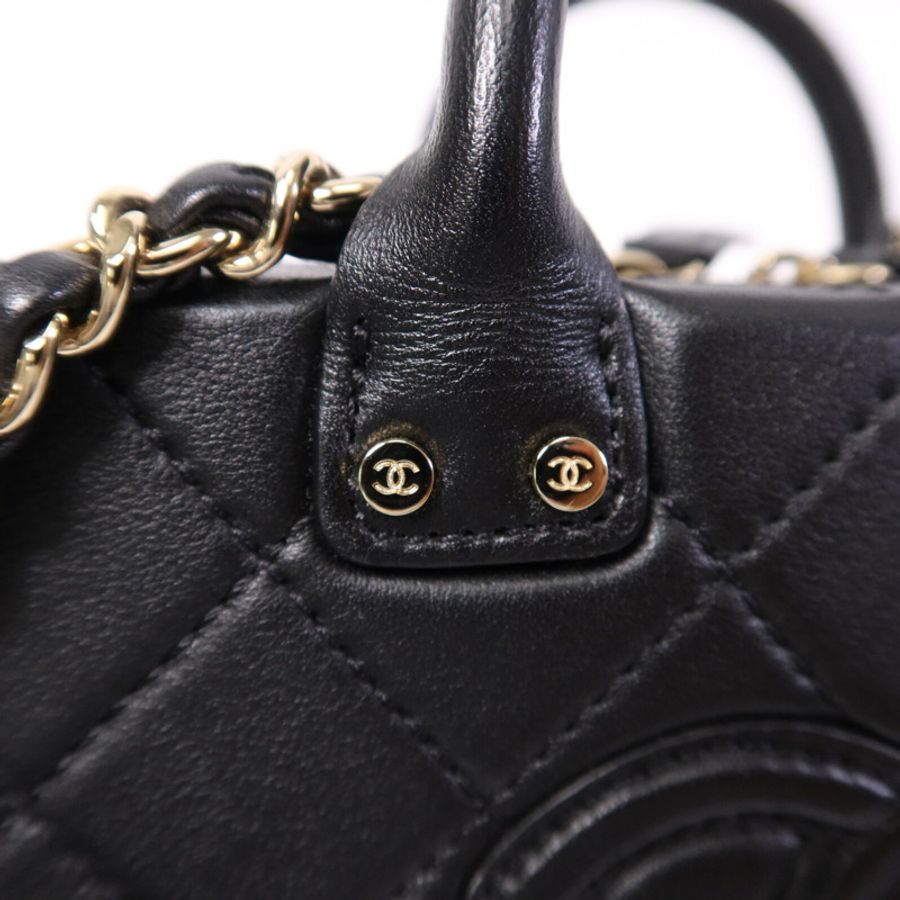 CHANEL 牛皮皮革Vanity Case金扣手挽肩背兩用袋-7