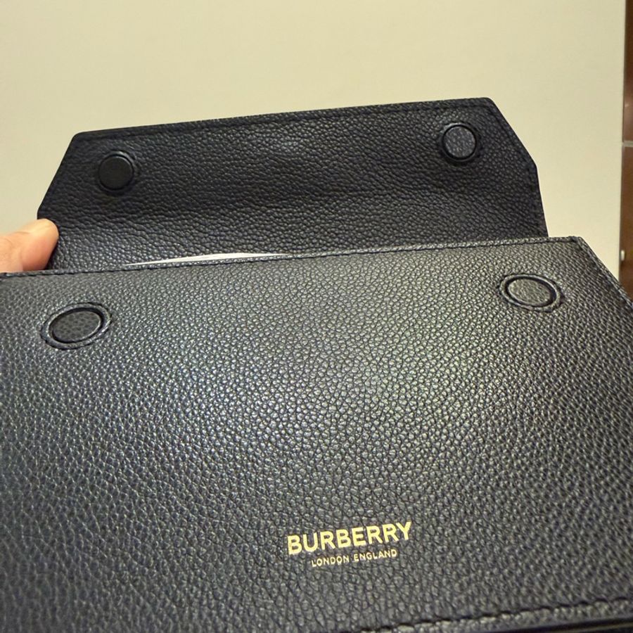 BURBERRY Title系列 牛皮製 雙面郵差斜挎包/單肩包-7