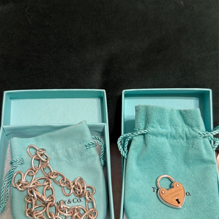Tiffany & Co銀飾項鏈組-0