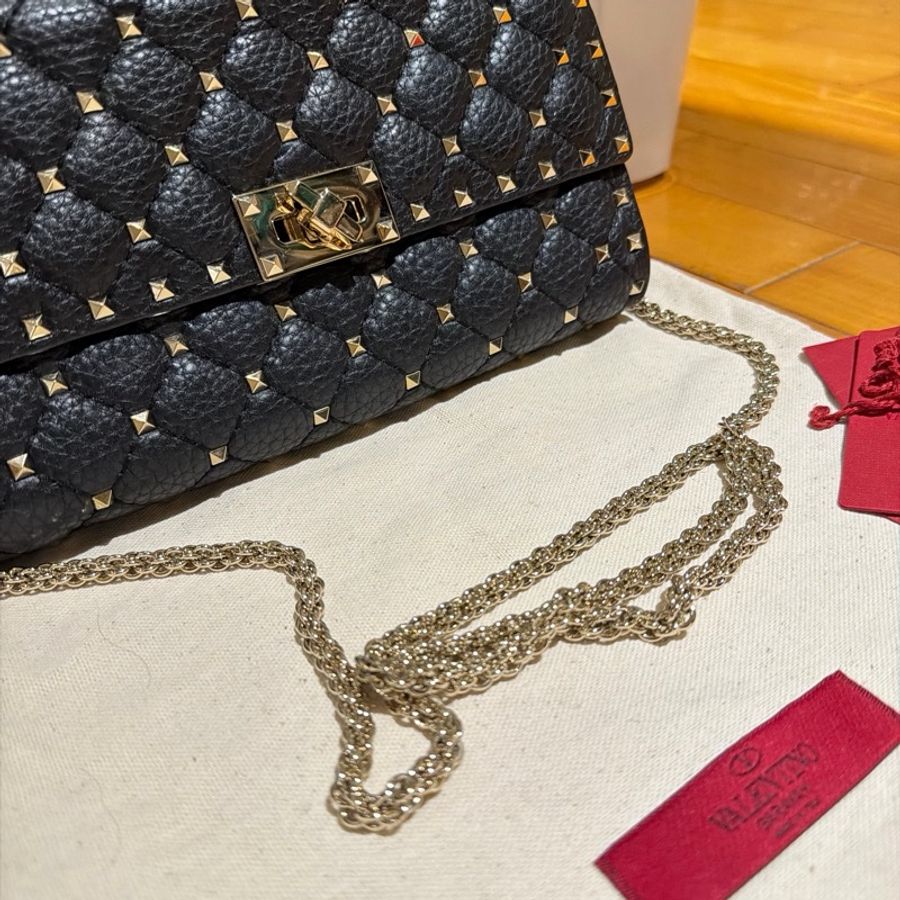 VALENTINO Rockstud Spike 黑色手拿包|鉚釘|金扣|晚宴包|小羊皮|近新-2