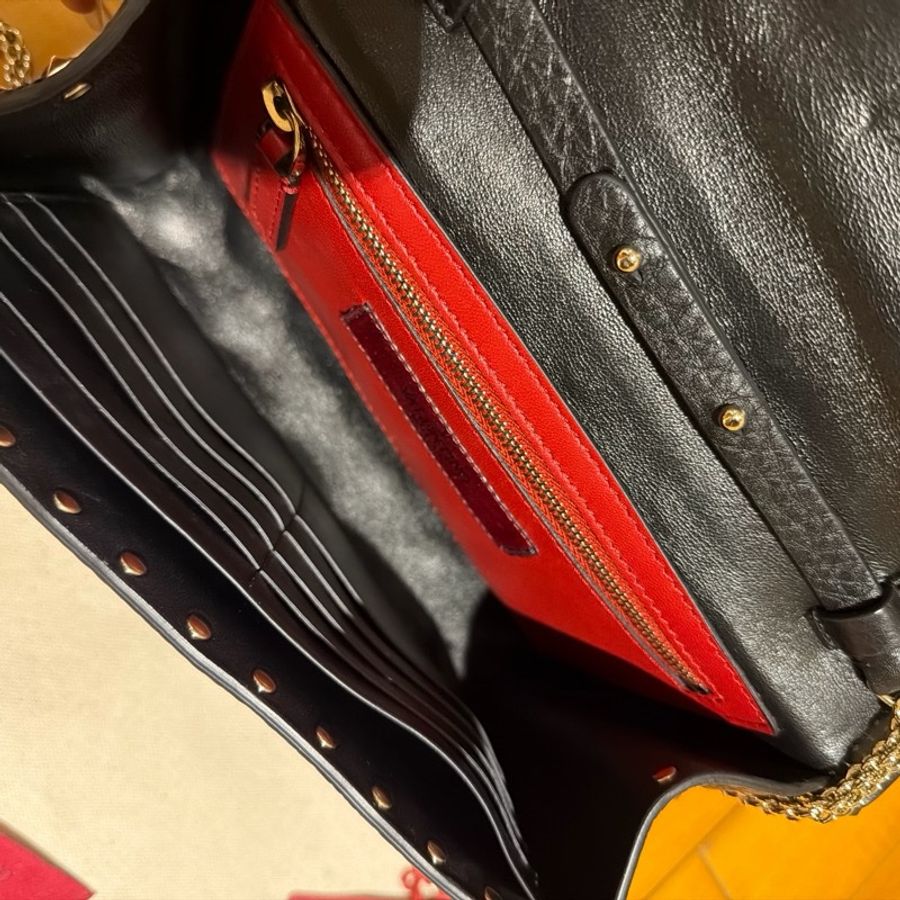VALENTINO Rockstud Spike 黑色手拿包|鉚釘|金扣|晚宴包|小羊皮|近新-3