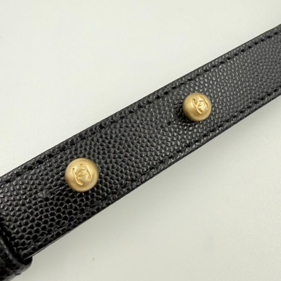 CHANEL - 黑色荔枝皮金釦BOY╻25CM-26