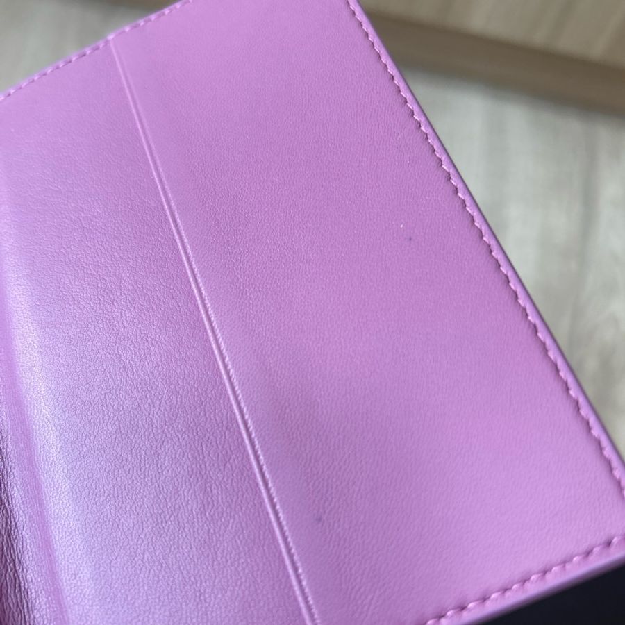 【出國必備】 BV Bottega veneta 護照 粉紫 全配含購證-13