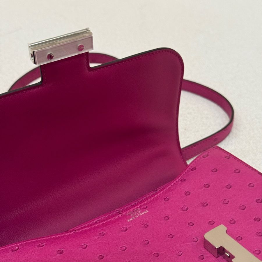 Hermes Constance 19-19