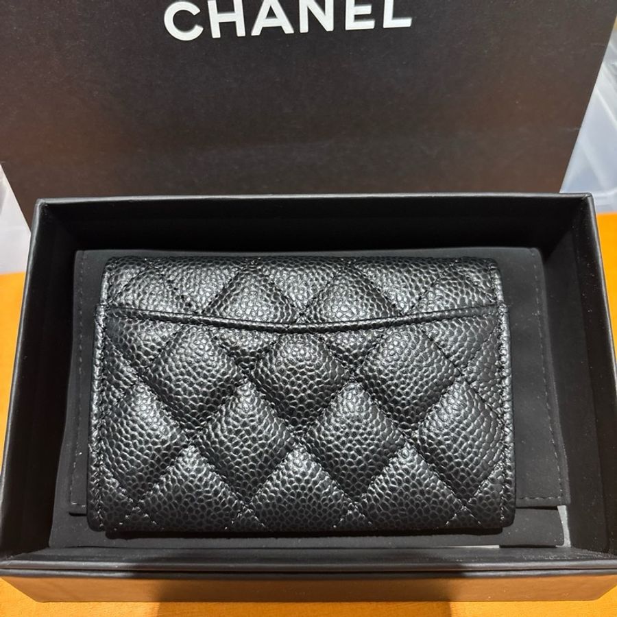 全新Chanel 翻蓋卡片包荔枝小牛皮 金扣 小皮件-1