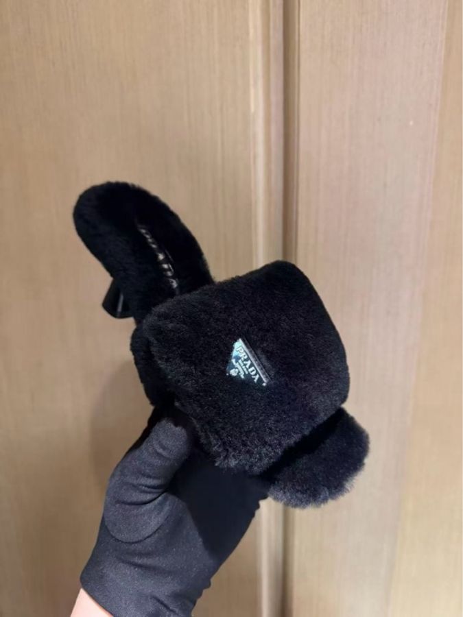 Prada 黑色羊毛三角標小貓跟拖鞋 37 37.5-1
