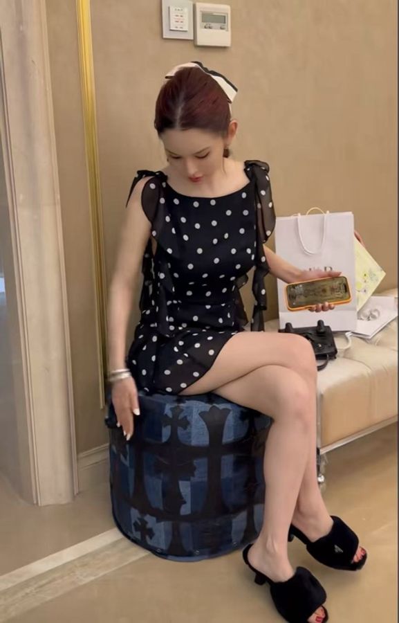 Prada 黑色羊毛三角標小貓跟拖鞋 37 37.5-4